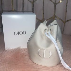 Dior strong Pouch with products